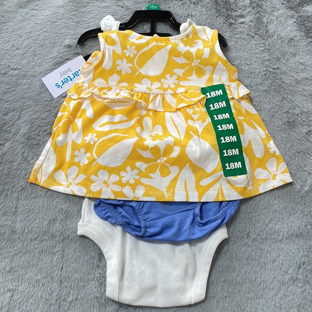 Carter’s - 4 piece matching set